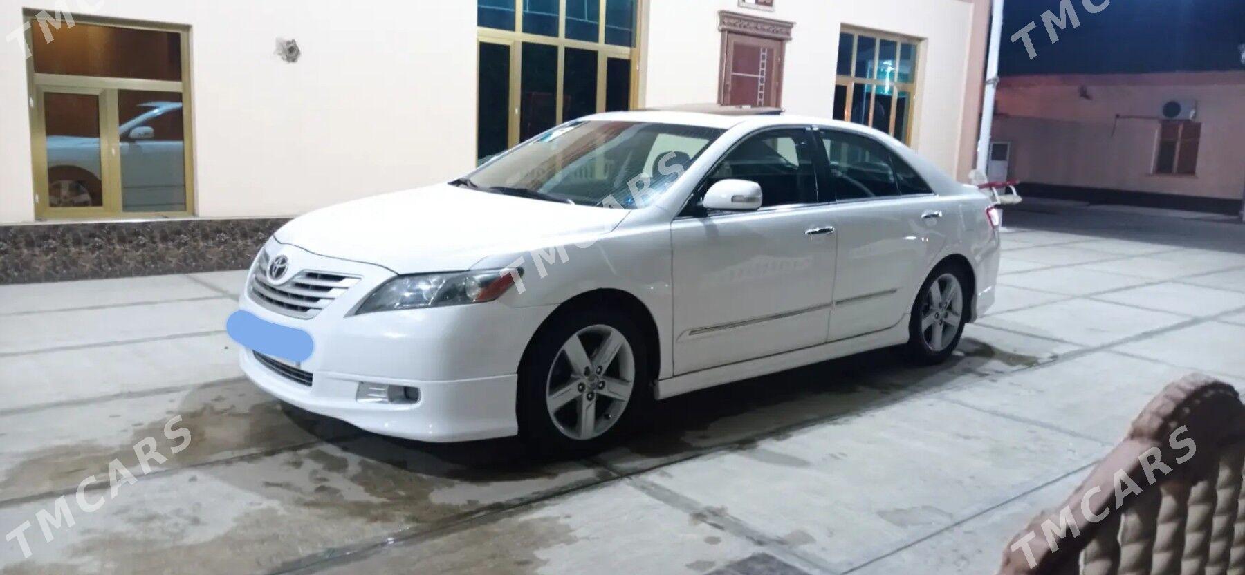 Toyota Camry 2008 - 180 000 TMT - Bäherden - img 3