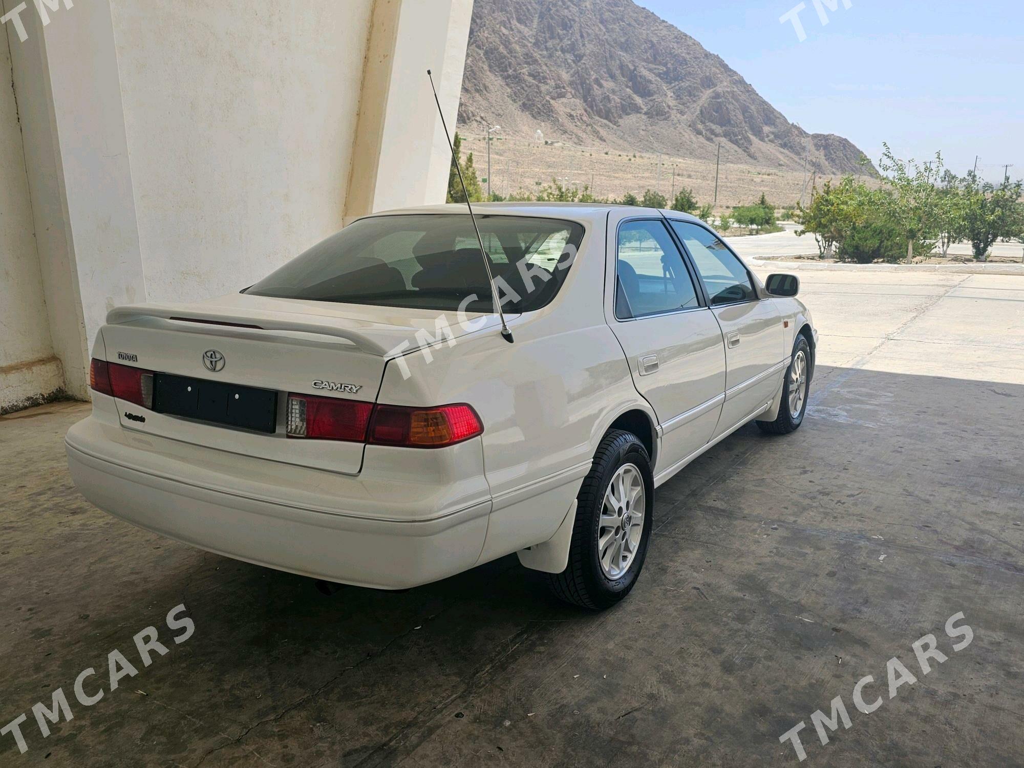 Toyota Camry 1998 - 130 000 TMT - Balkanabat - img 3