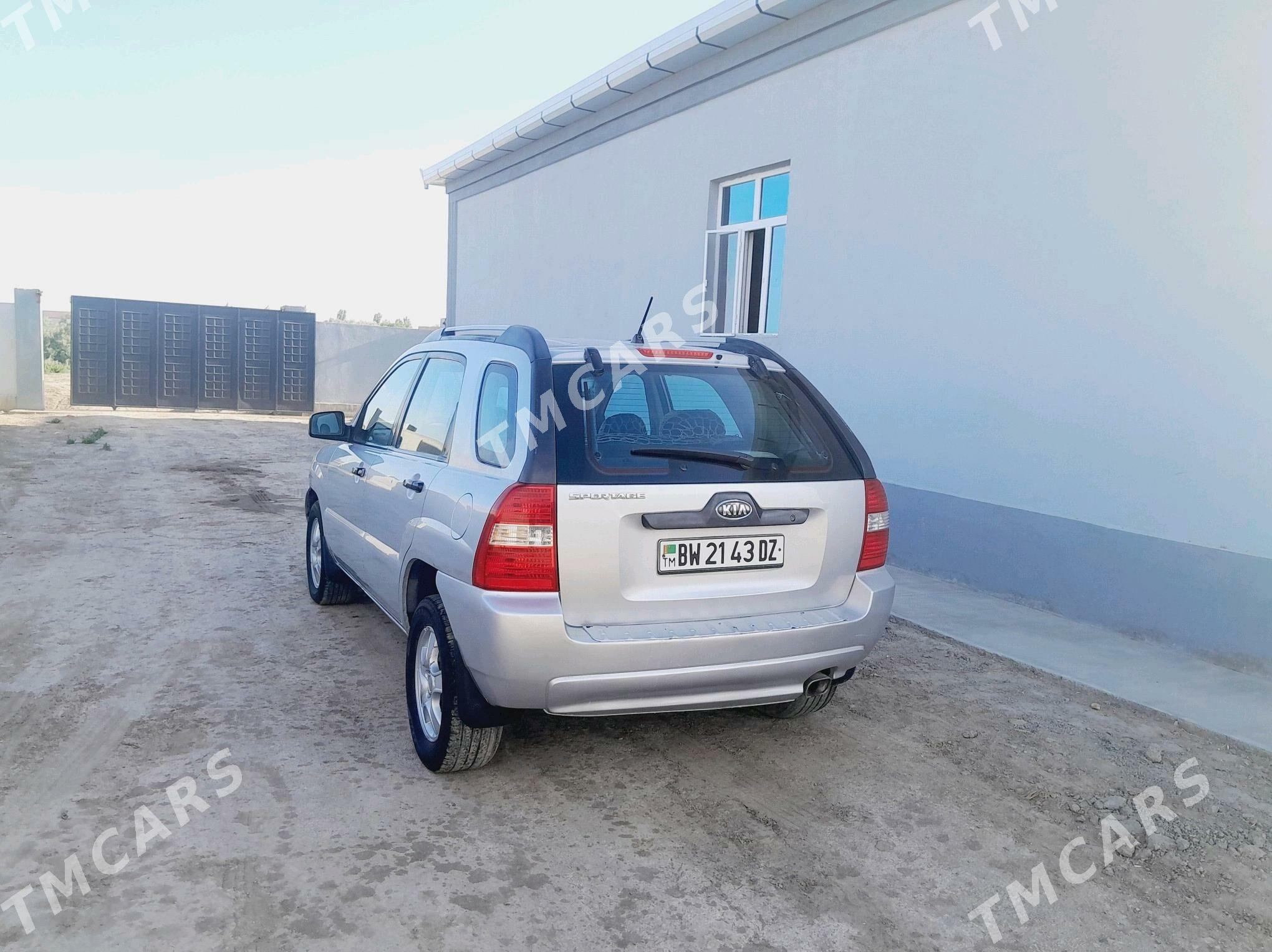 Kia Sportage 2005 - 100 000 TMT - Şabat etr. - img 2