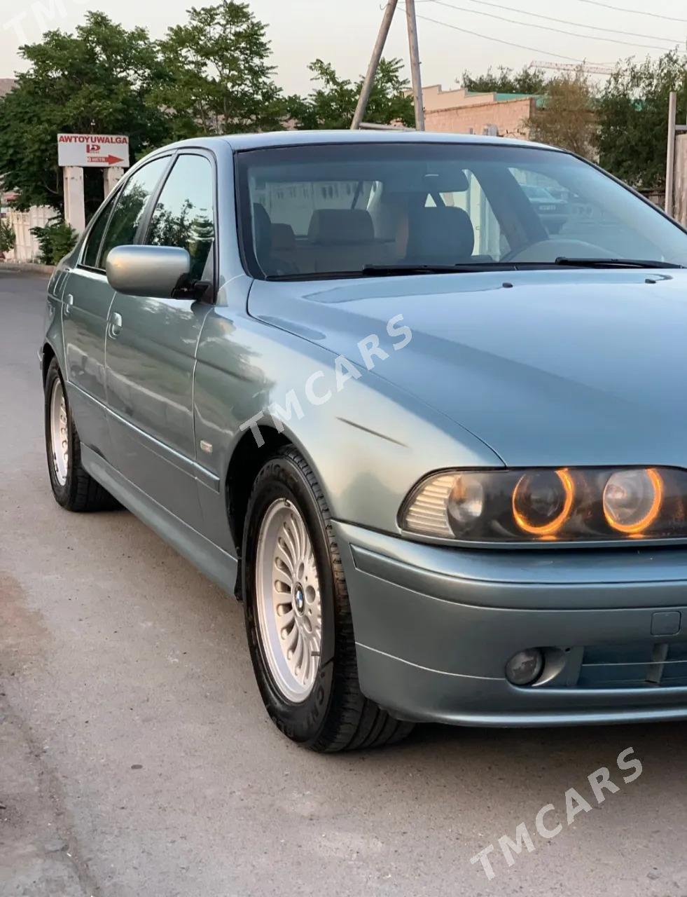 BMW E39 2001 - 110 000 TMT - Türkmenbaşy - img 2