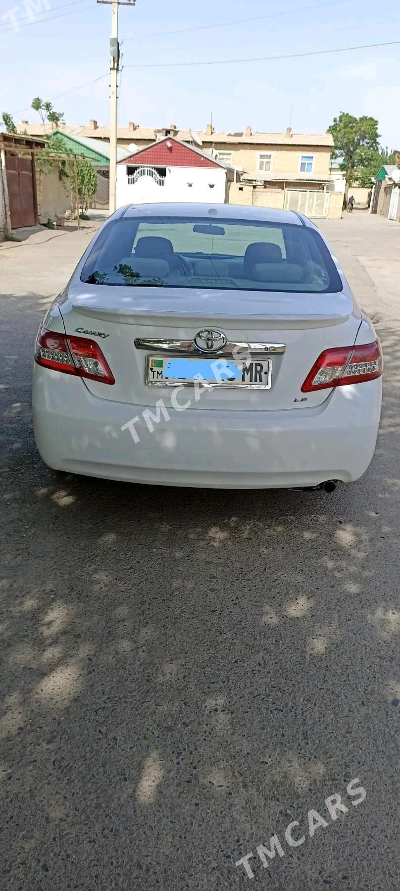Toyota Camry 2010 - 156 000 TMT - Байрамали - img 3
