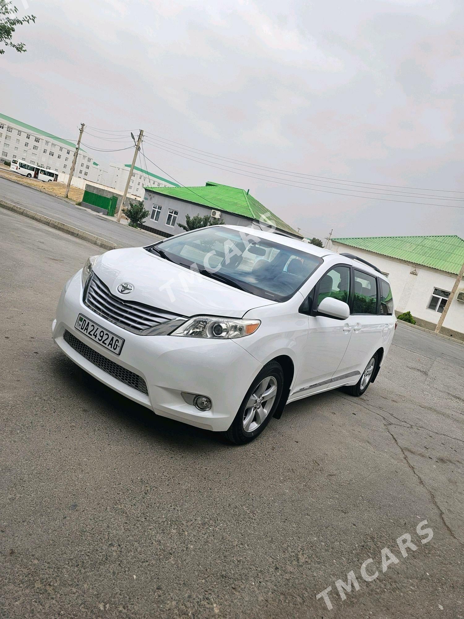 Toyota Sienna 2016 - 310 000 TMT - Ашхабад - img 3