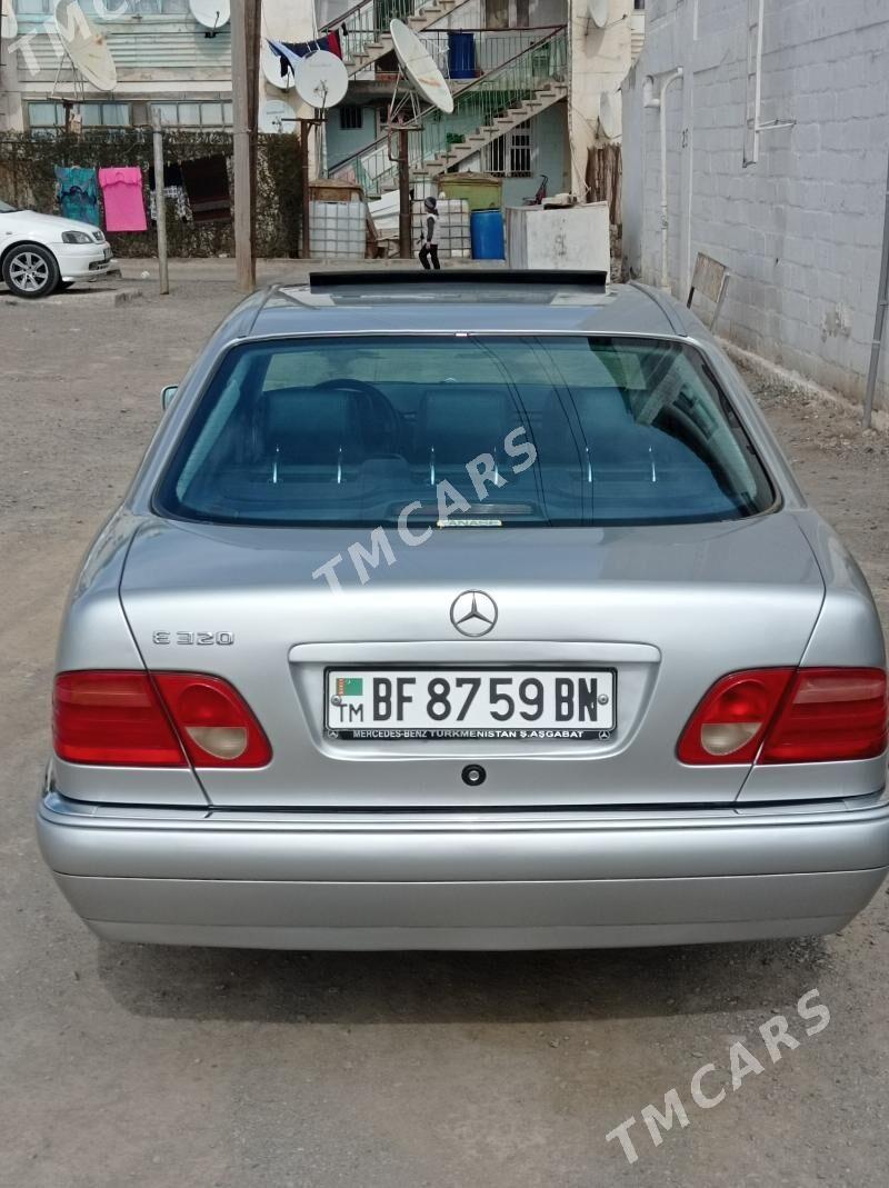 Mercedes-Benz E320 1999 - 120 000 TMT - Türkmenbaşy - img 6