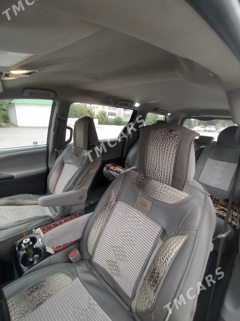 Toyota Sienna 2017 - 380 000 TMT - 10 mkr - img 4
