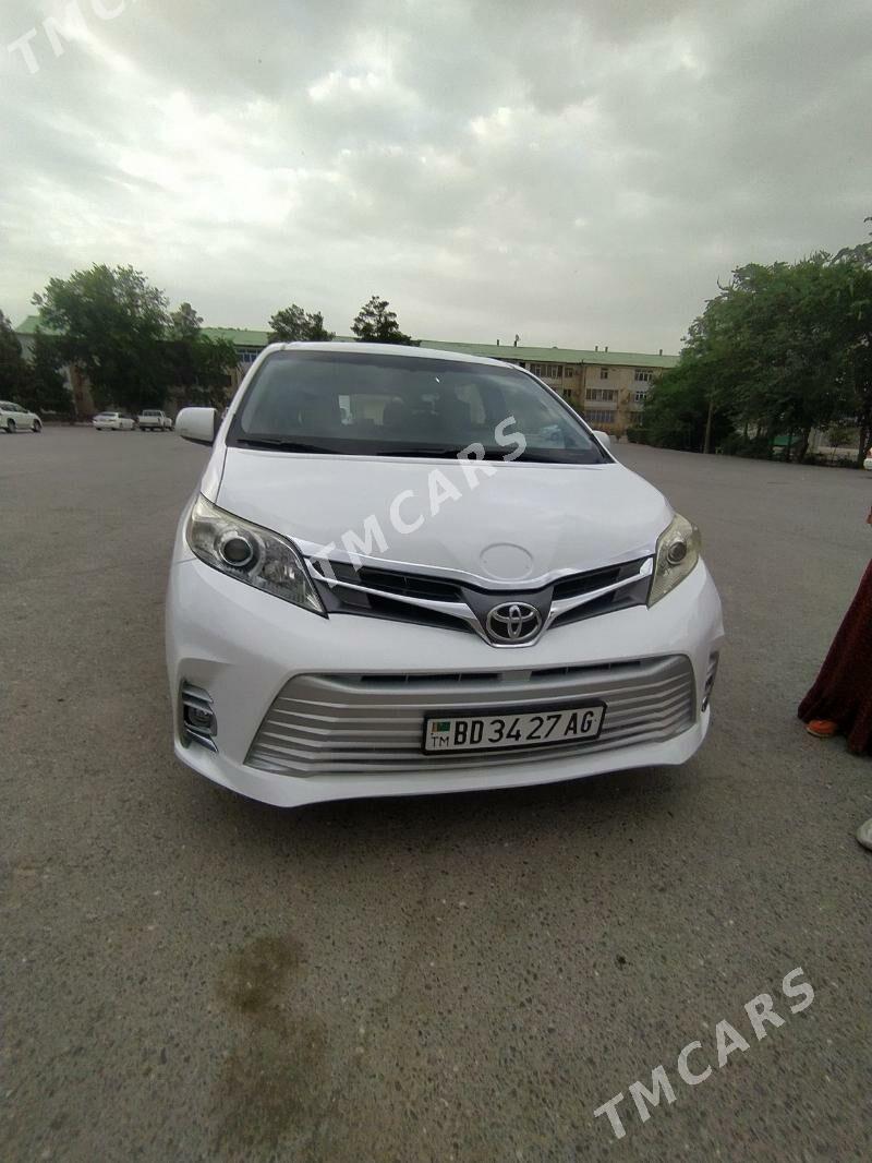 Toyota Sienna 2017 - 380 000 TMT - 10 mkr - img 7