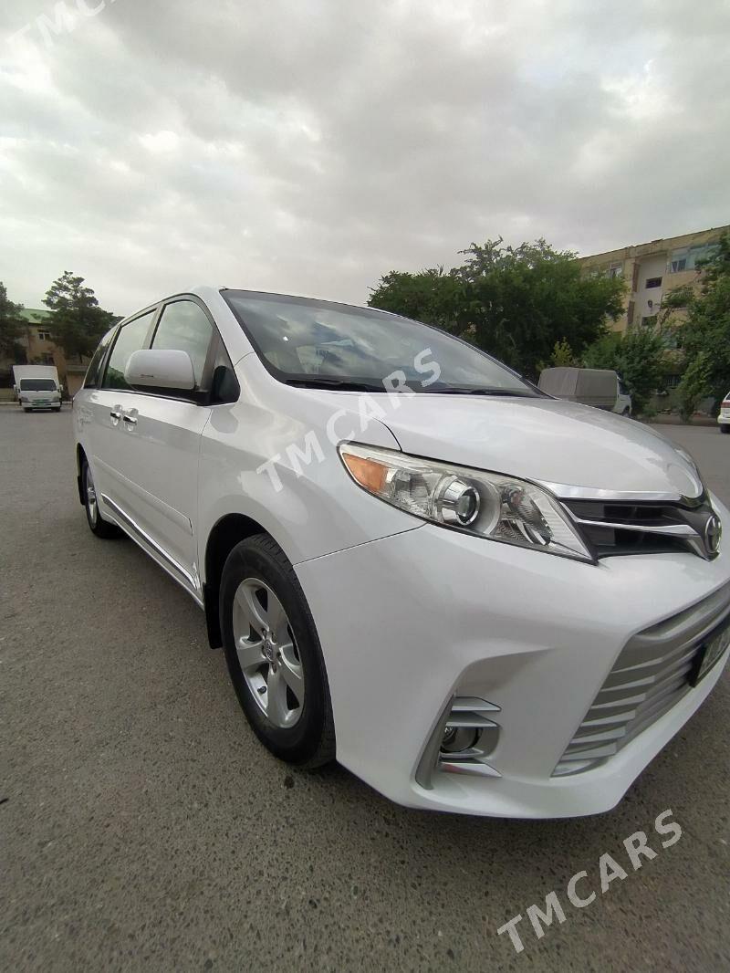 Toyota Sienna 2017 - 380 000 TMT - 10 mkr - img 8