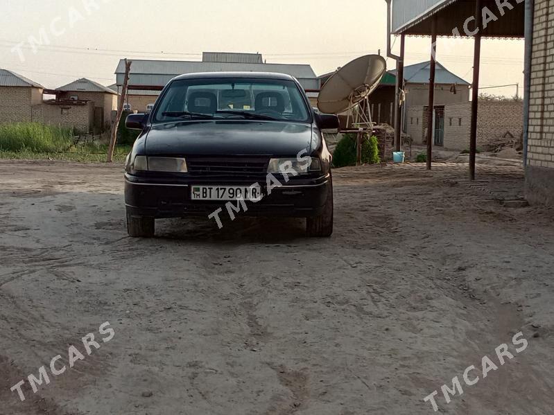 Opel Vectra 1991 - 25 000 TMT - Murgap - img 3