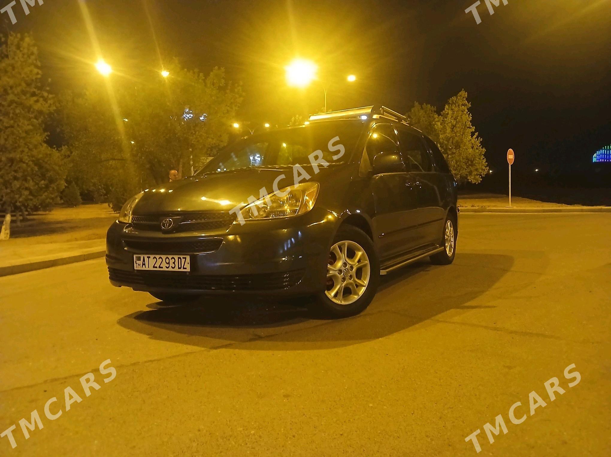 Toyota Sienna 2004 - 180 000 TMT - Дашогуз - img 3