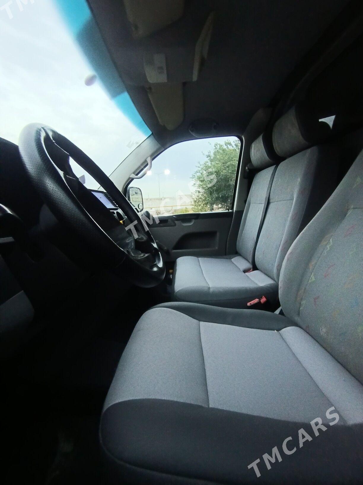 Volkswagen Transporter 2004 - 150 000 TMT - Ашхабад - img 4