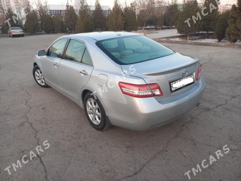 Toyota Camry 2010 - 180 000 TMT - Кёнеургенч - img 4