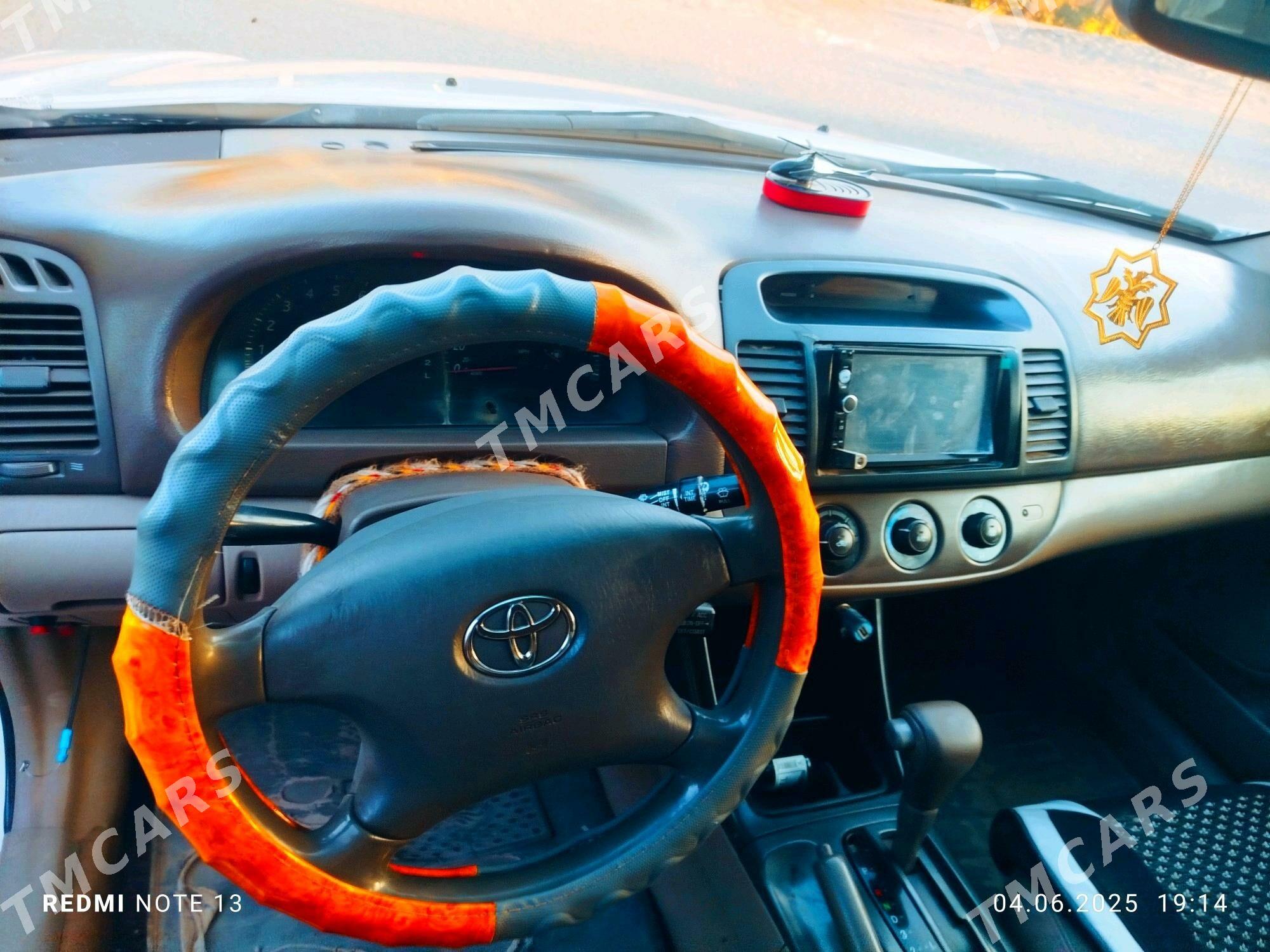 Toyota Camry 2005 - 160 000 TMT - Саят - img 7