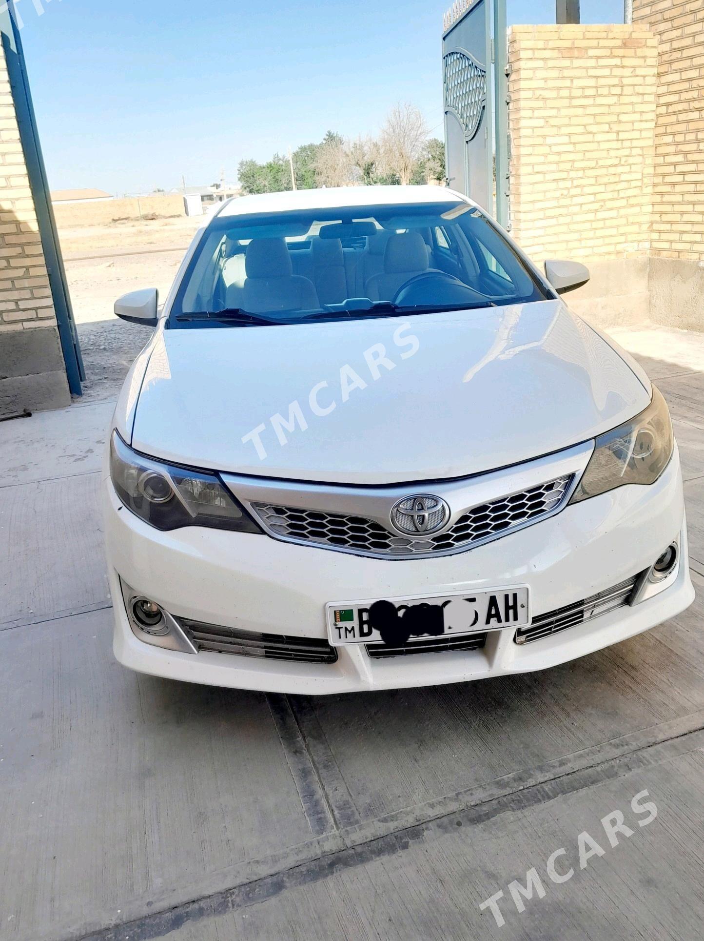 Toyota Camry 2012 - 200 000 TMT - Sarahs - img 5