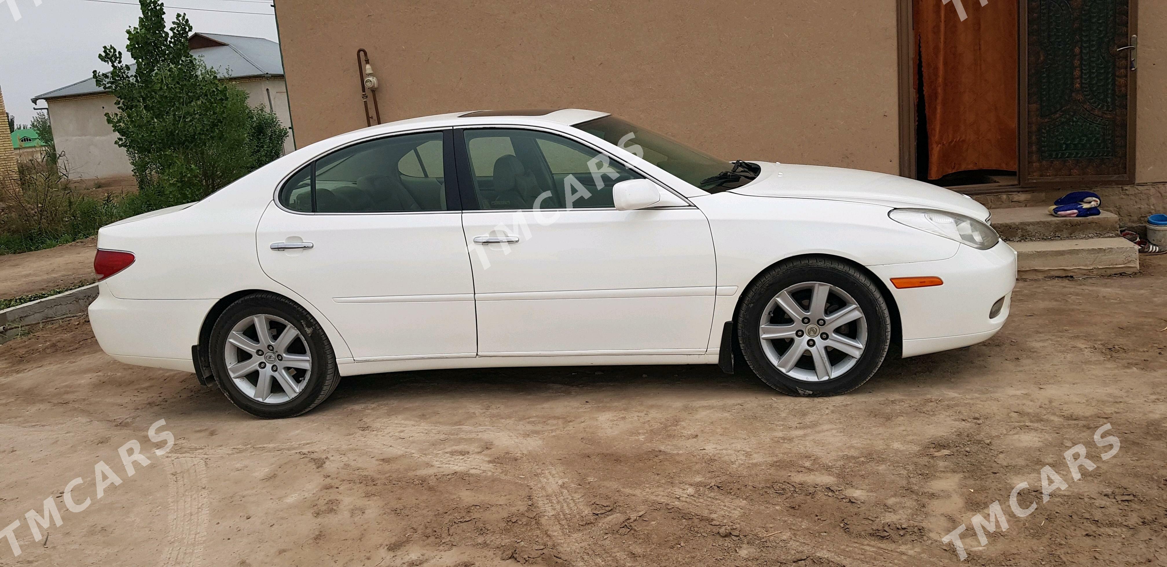 Lexus ES 300 2002 - 150 000 TMT - Gurbansoltan Eje - img 4