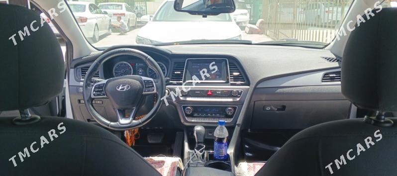 Hyundai Sonata 2019 - 185 000 TMT - 11 мкр - img 5