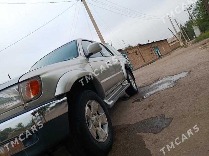 Toyota 4Runner 2000 - 110 000 TMT - Кёнеургенч - img 2