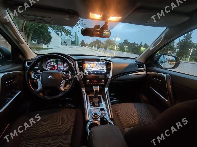Mitsubishi Pajero 2020 - 384 000 TMT - Aşgabat - img 5
