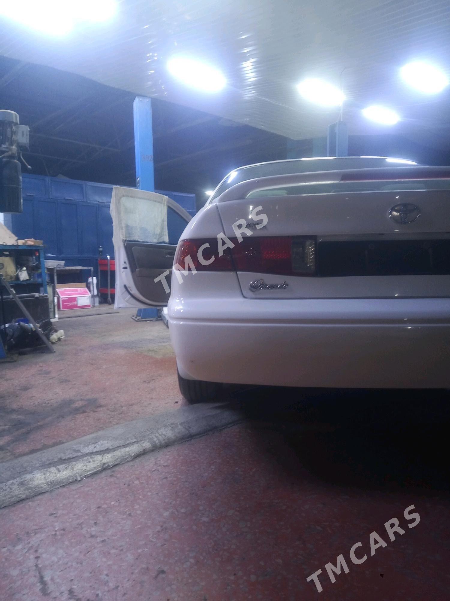Toyota Camry 2001 - 170 000 TMT - Aşgabat - img 3