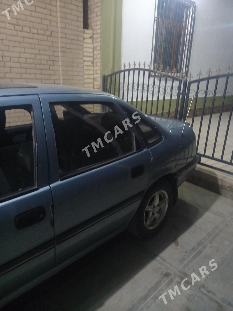 Opel Vectra 1990 - 35 000 TMT - Чарджоу - img 3