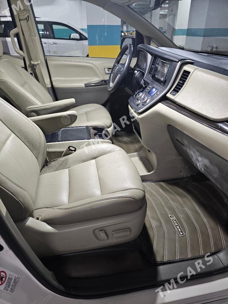 Toyota Sienna 2018 - 370 000 TMT - 30 мкр - img 3
