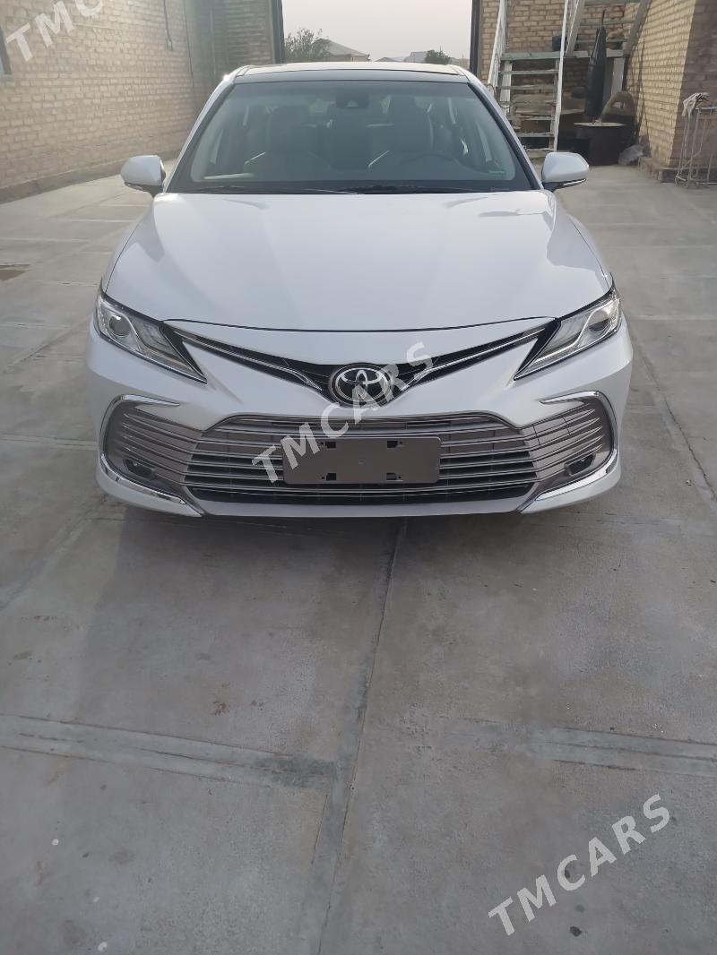 Toyota Camry 2020 - 350 000 TMT - Байрамали - img 3