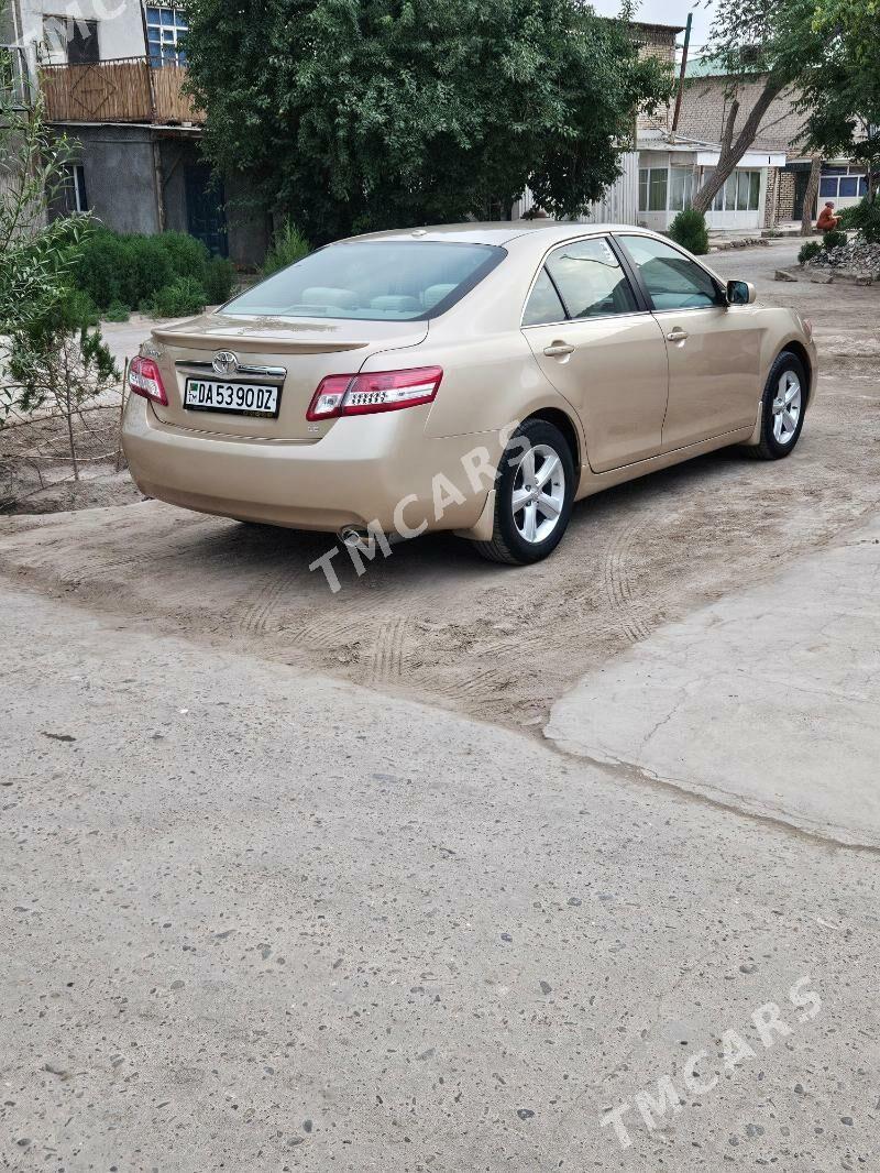 Toyota Camry 2011 - 190 000 TMT - Кёнеургенч - img 5