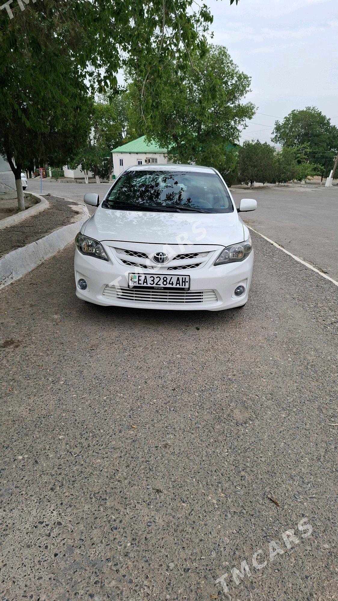 Toyota Corolla 2013 - 160 000 TMT - Бахарден - img 3