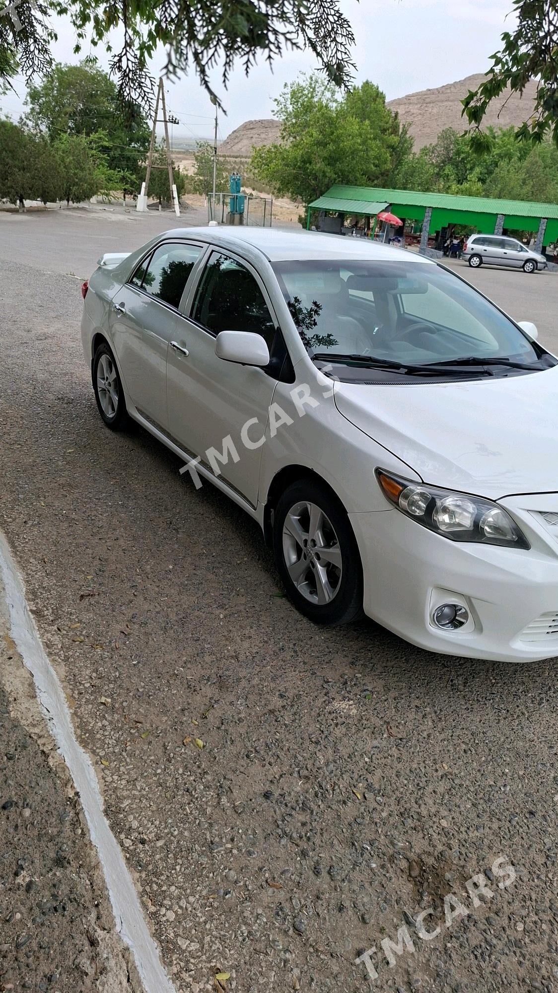 Toyota Corolla 2013 - 160 000 TMT - Бахарден - img 2