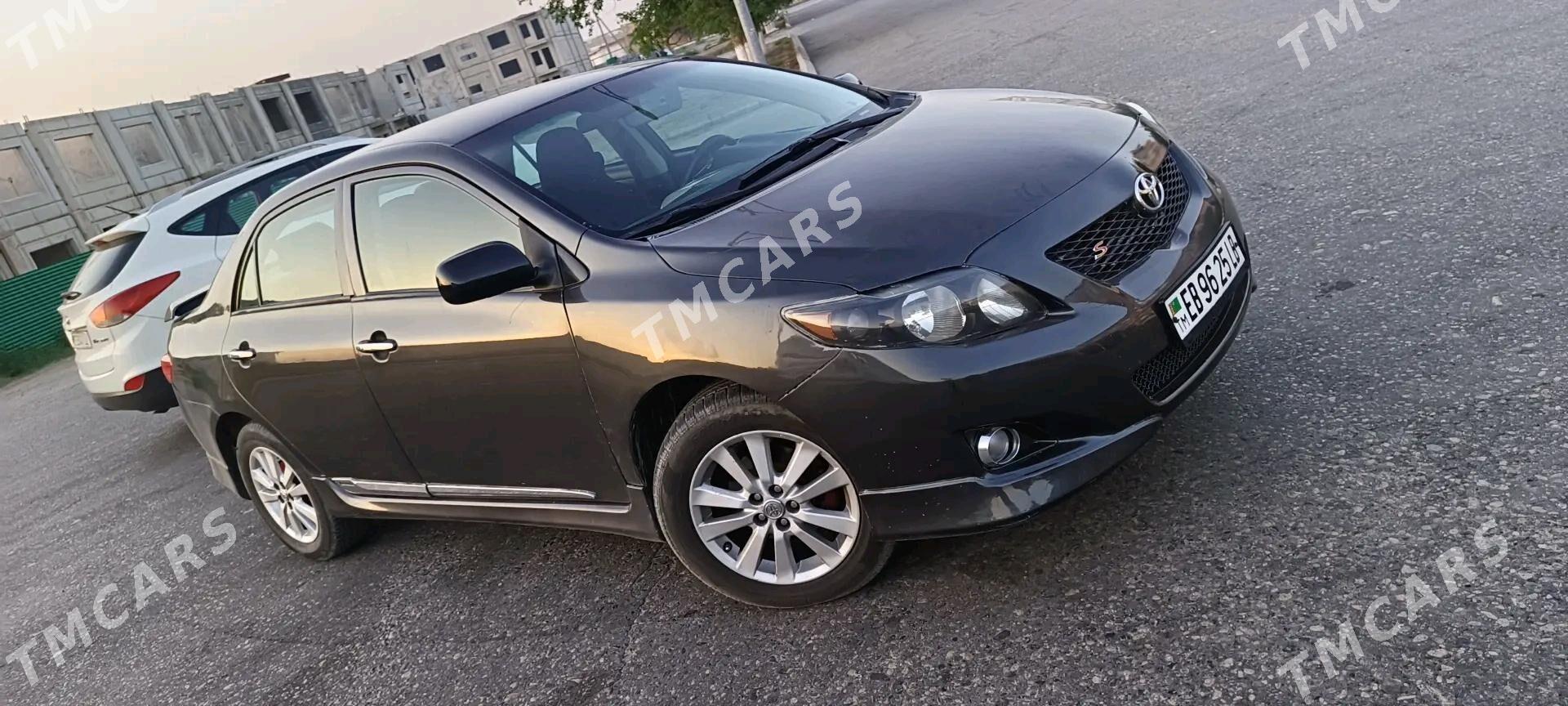 Toyota Corolla 2010 - 130 000 TMT - Türkmenabat - img 3
