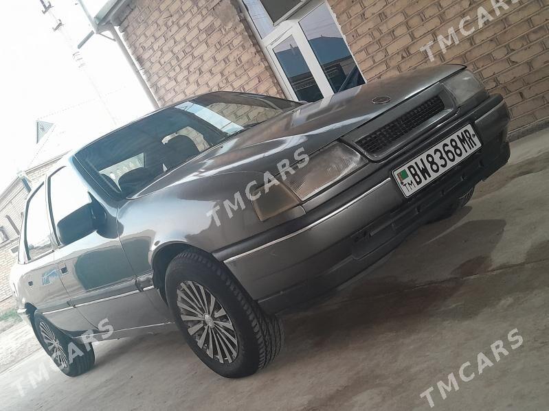 Opel Vectra 1992 - 40 000 TMT - Векильбазар - img 4