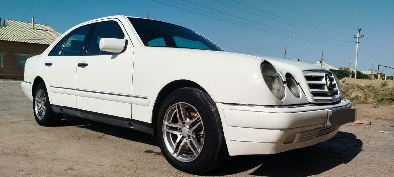 Mercedes-Benz E320 1997 - 65 000 TMT - Türkmengala - img 5