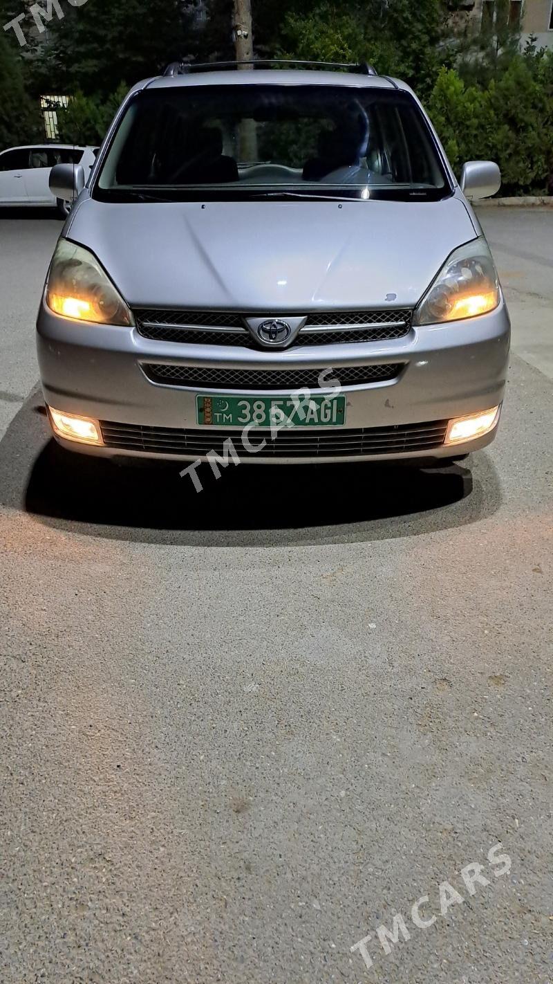 Toyota Sienna 2004 - 190 000 TMT - Aşgabat - img 4