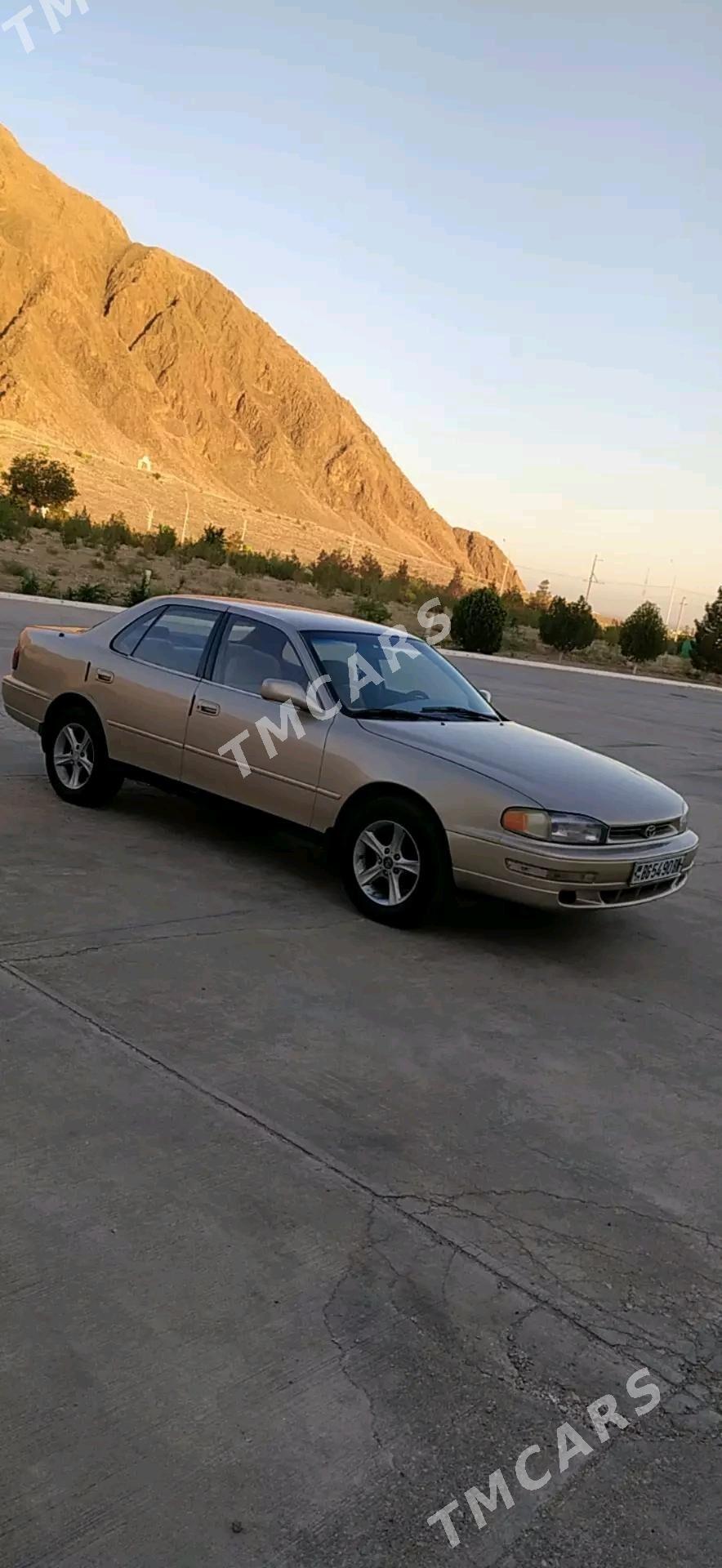 Toyota Camry 1994 - 87 000 TMT - Балканабат - img 4