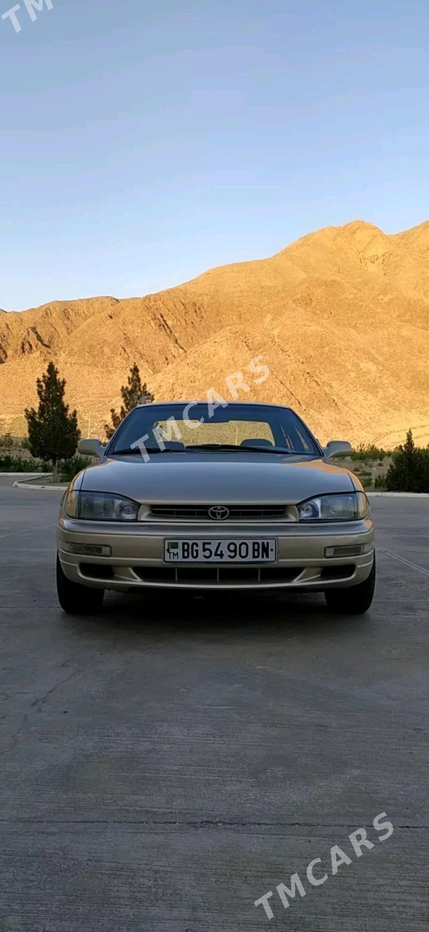 Toyota Camry 1994 - 87 000 TMT - Балканабат - img 5
