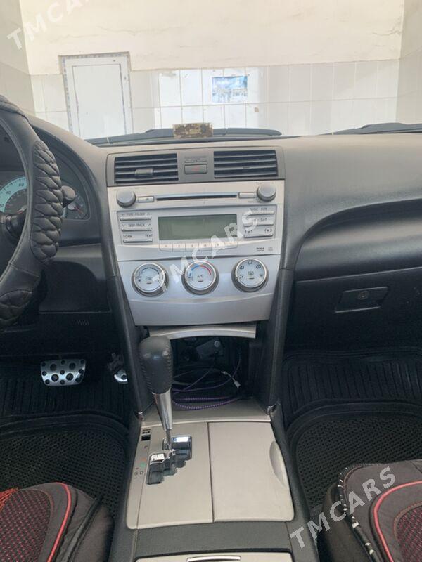 Toyota Camry 2010 - 195 000 TMT - Магданлы - img 2