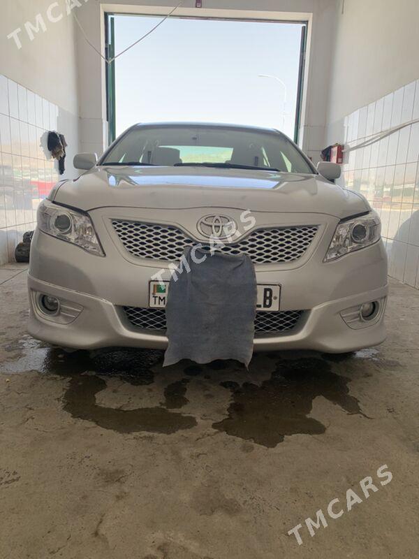 Toyota Camry 2010 - 195 000 TMT - Магданлы - img 4
