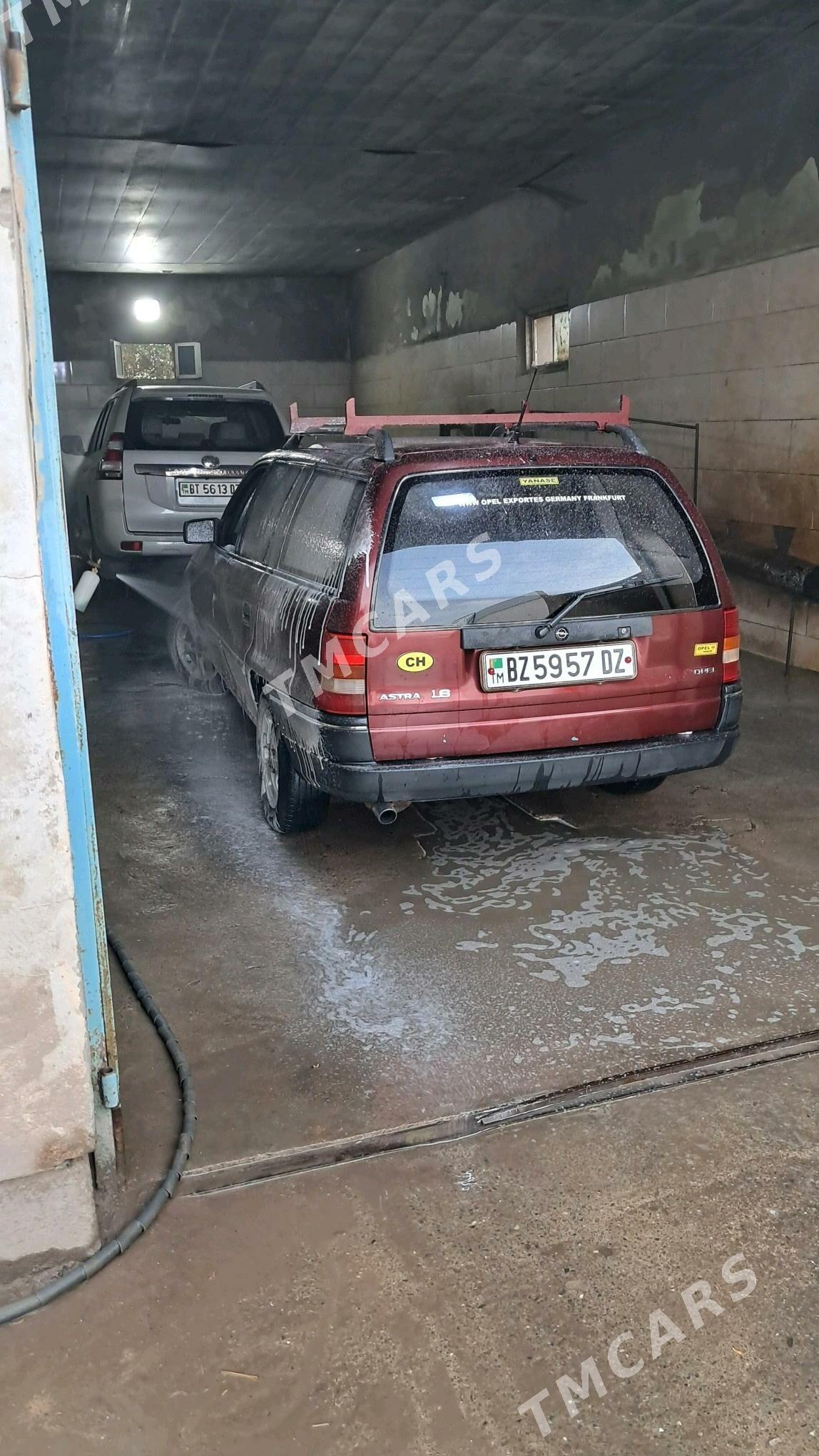 Opel Astra 1993 - 45 000 TMT - Gubadag - img 5