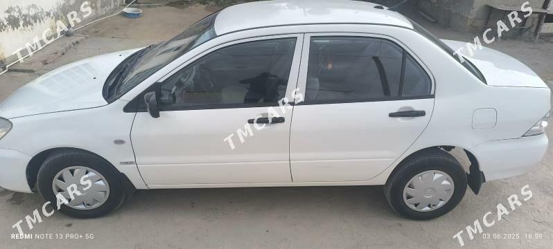 Mitsubishi Lancer 2008 - 94 000 TMT - Балканабат - img 3