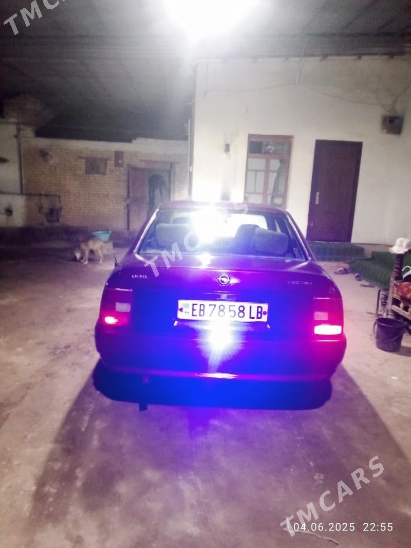 Opel Vectra 1990 - 30 000 TMT - Саят - img 3