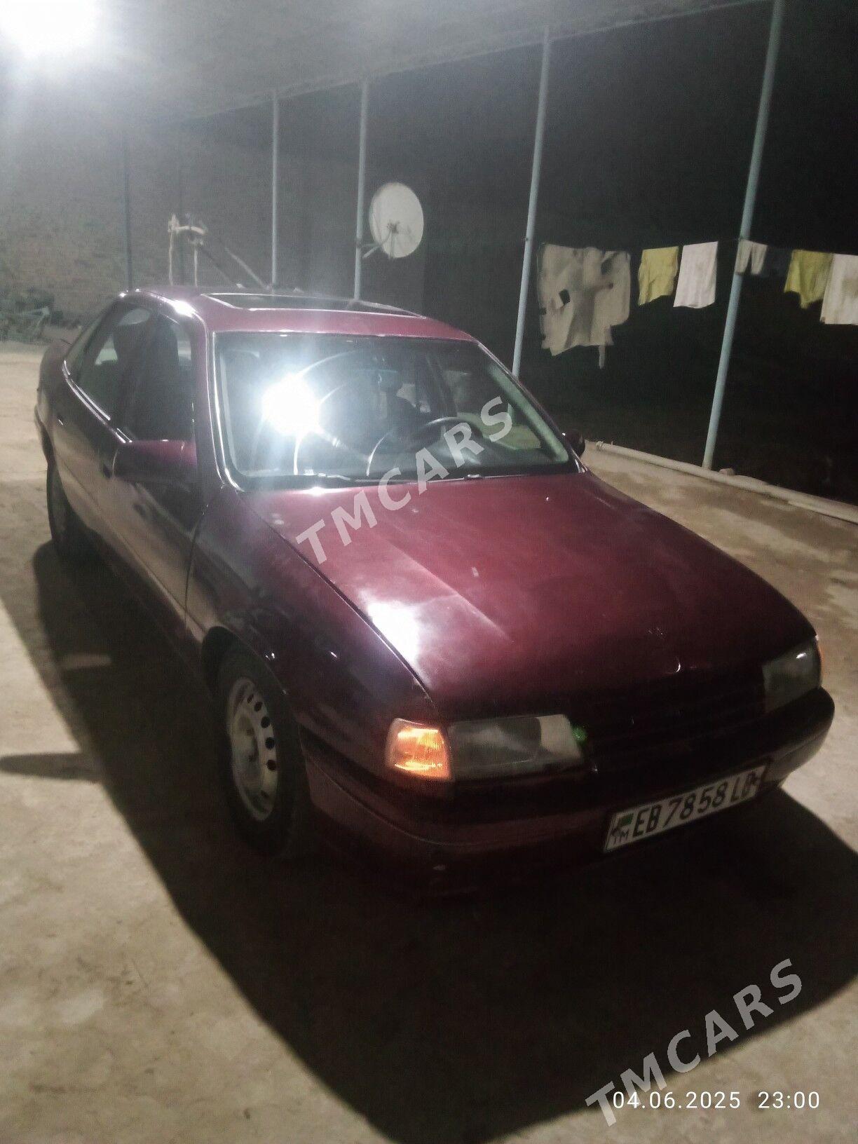 Opel Vectra 1990 - 30 000 TMT - Саят - img 8