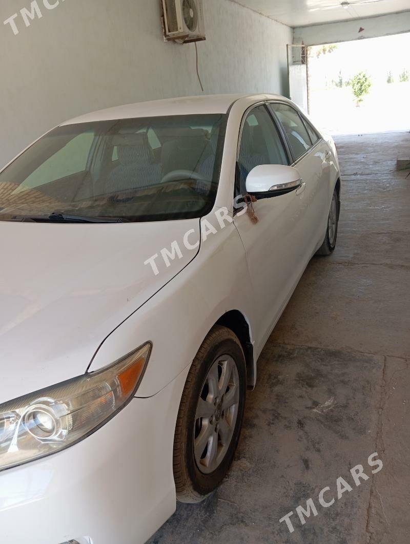 Toyota Camry 2010 - 190 000 TMT - Гарабекевюл - img 3