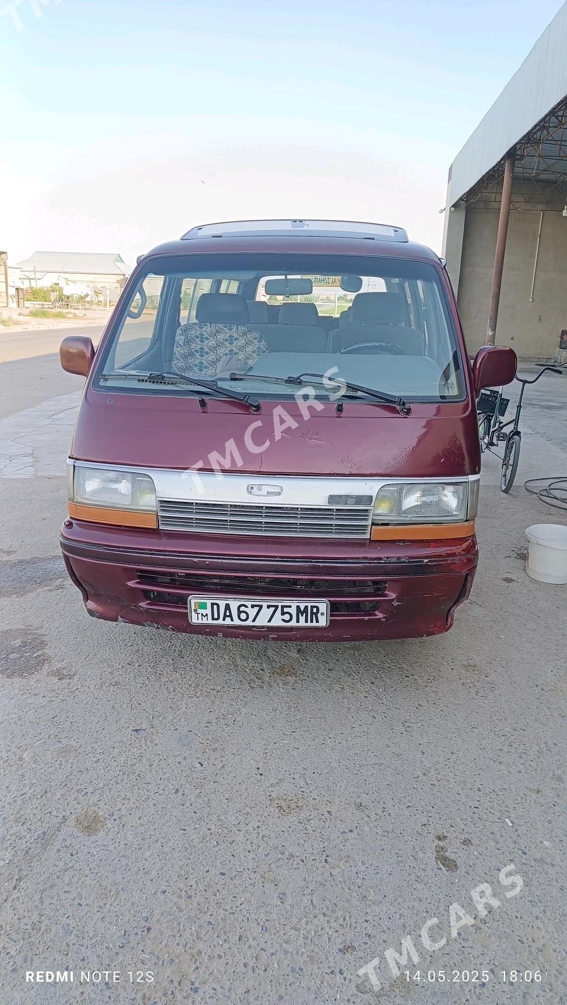 Toyota Hiace 1991 - 35 000 TMT - Мары - img 2
