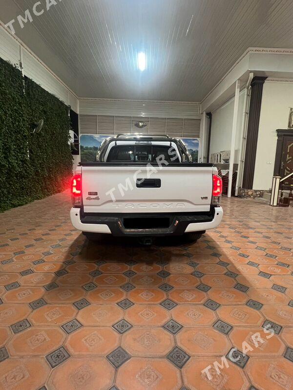 Toyota Tacoma 2017 - 440 000 TMT - Ашхабад - img 8