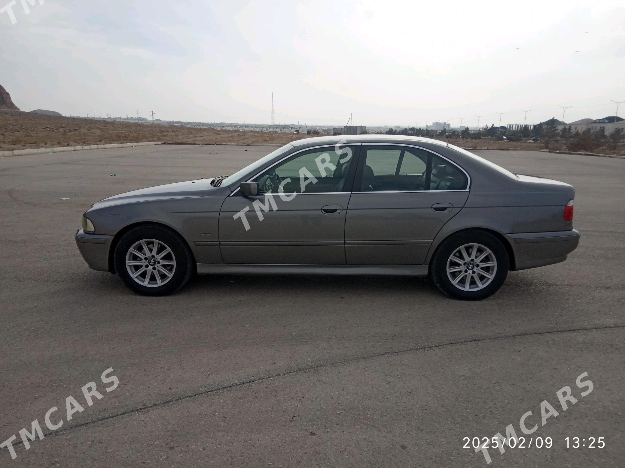 BMW E39 2003 - 120 000 TMT - Балканабат - img 2