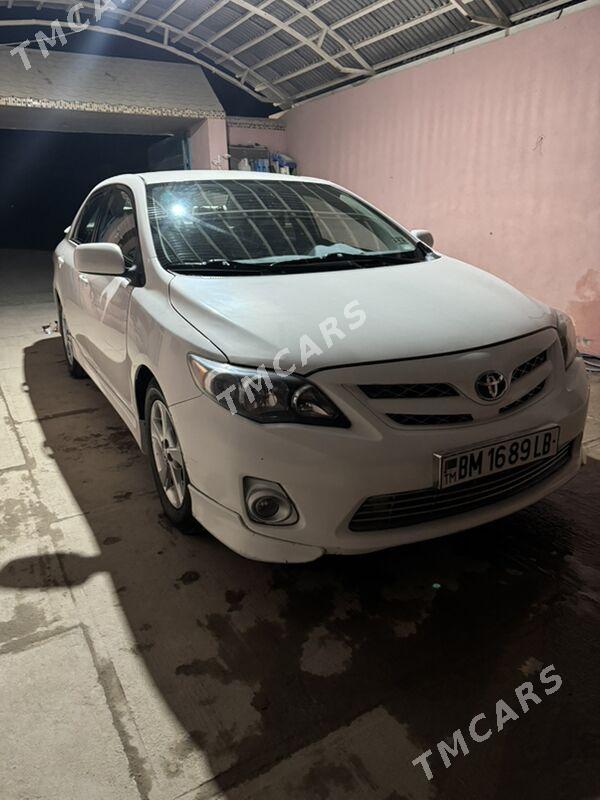 Toyota Corolla 2011 - 150 000 TMT - Магданлы - img 5