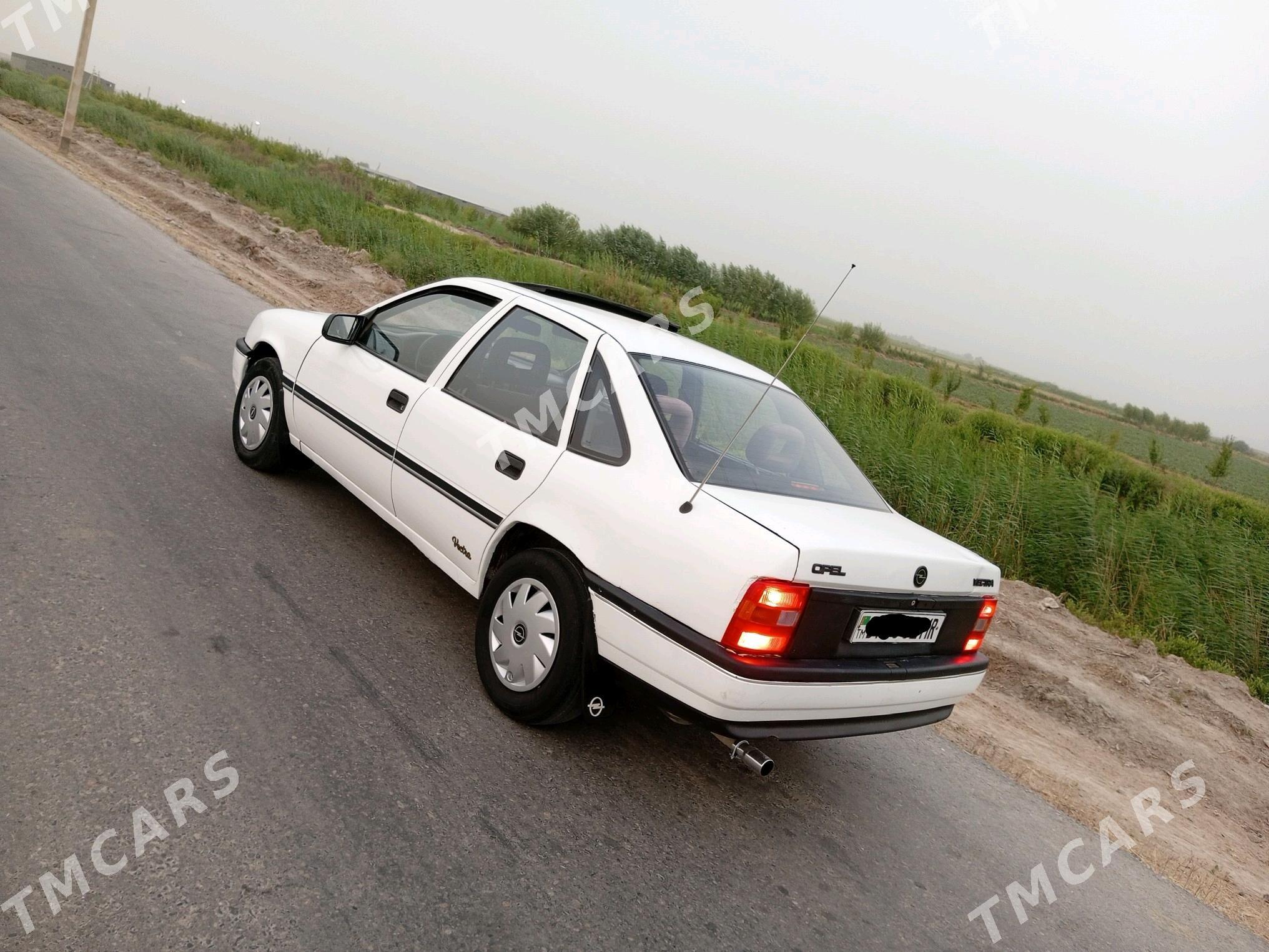 Opel Vectra 1992 - 24 000 TMT - Mary - img 1