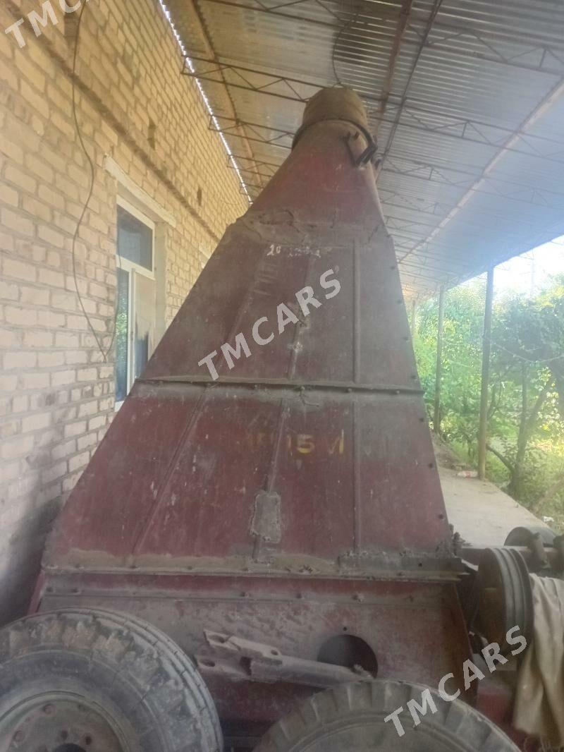 MTZ 80 1994 - 25 000 TMT - Saýat - img 1