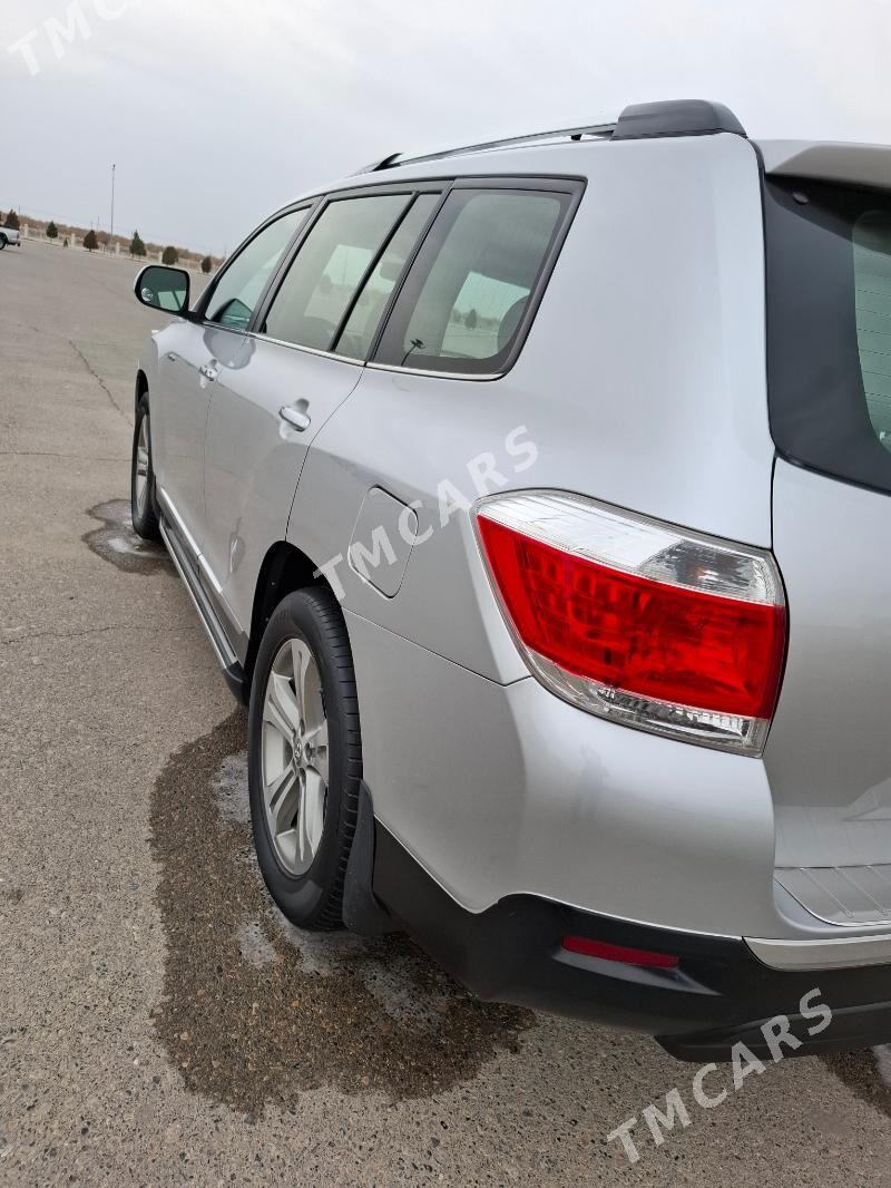 Toyota Highlander 2011 - 340 000 TMT - Туркменабат - img 2