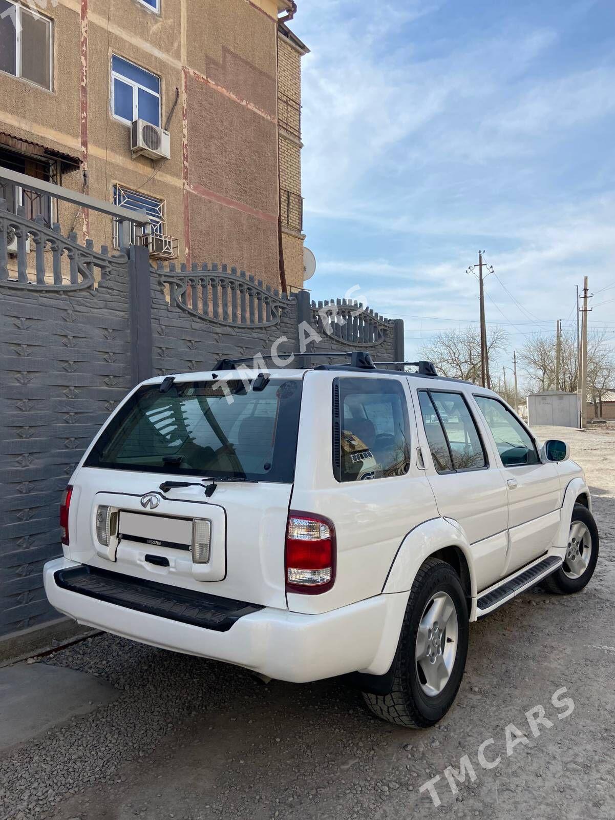 Infiniti QX4 2001 - 100 000 TMT - Mary - img 3