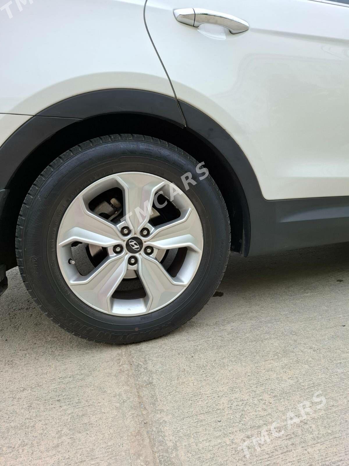 Hyundai Santa Fe 2014 - 280 000 TMT - Ашхабад - img 2