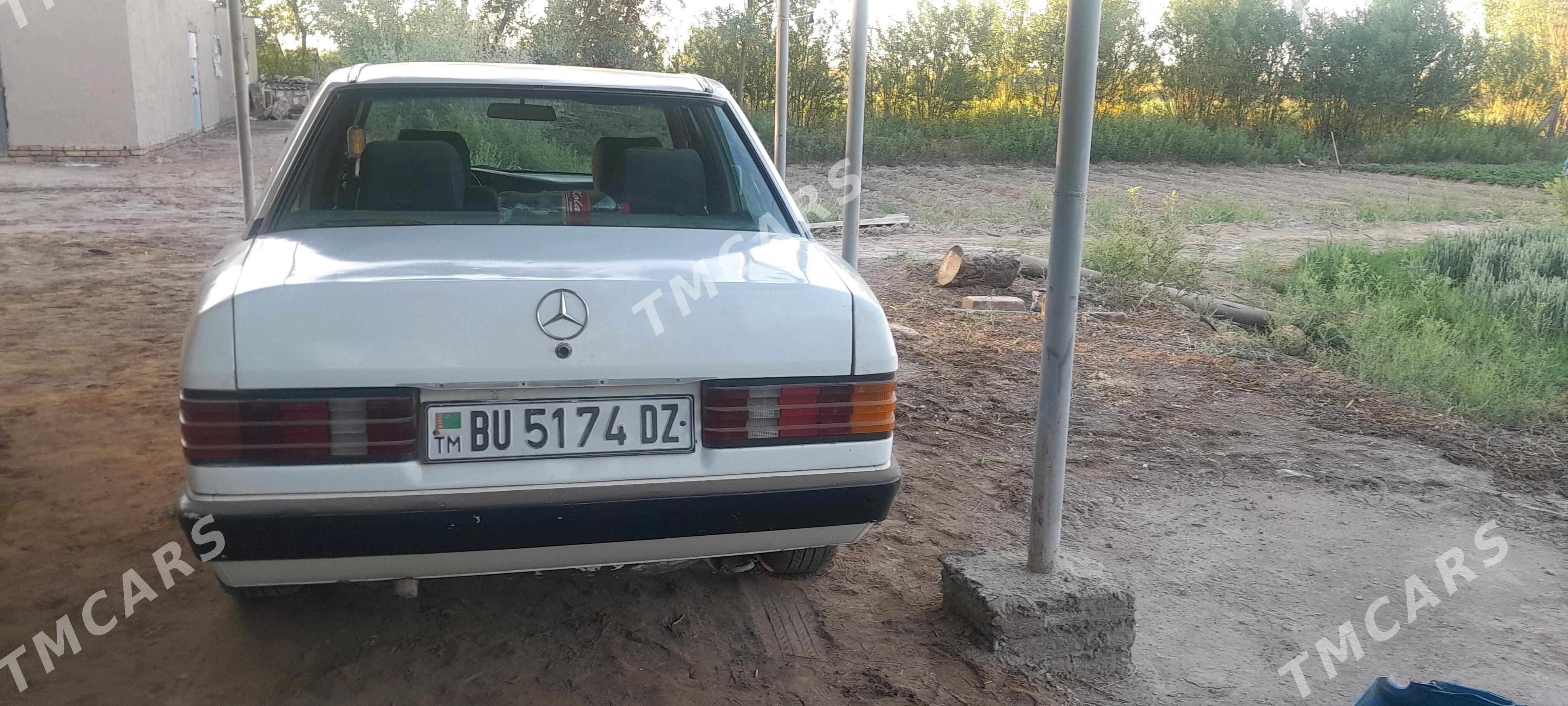 Mercedes-Benz 190E 1989 - 30 000 TMT - Дашогуз - img 4